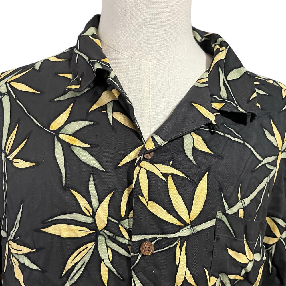 Tommy Bahama Men's 100% Silk Button Down Short Sleeve Shirt Sz XL Hawaiian Beach